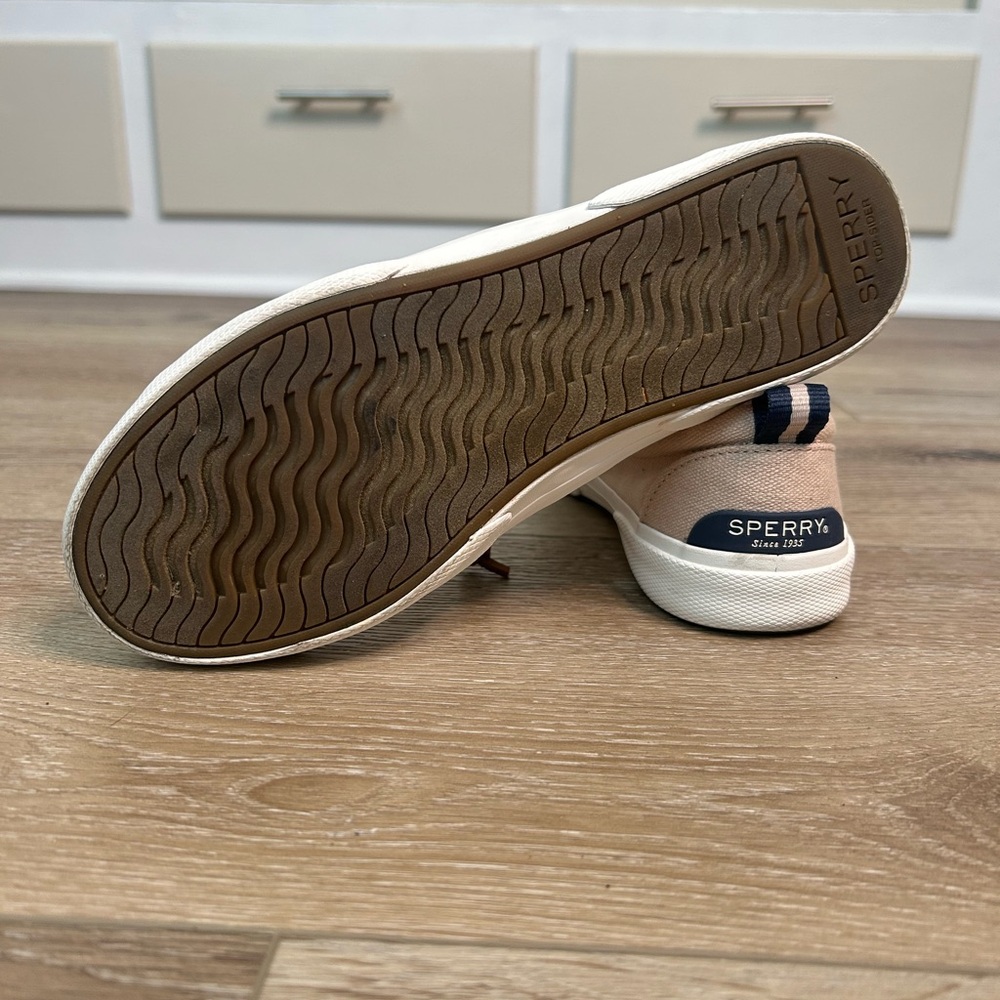 Sperry Women's tan Canvas Boat Shoes - Picture 8 of 9